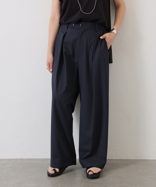 JOURNAL STANDARD LUXE(ジャーナルスタンダード ラックス)の「TRストレッチ 1タックパンツ(スラックス・レディース・チャコールグレー/ネイビー・SMALL/MEDIUM)」の2枚目の写真