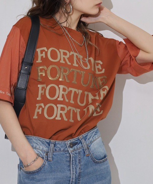 EGLANTINE(エグランティーヌ)の「EGLANTINE ロゴスパンコール半袖カットソー(Tシャツ/カットソー・レディース・サンドベージュ/ブラック/レンガ/ダークブラウン・38)」の4枚目の写真