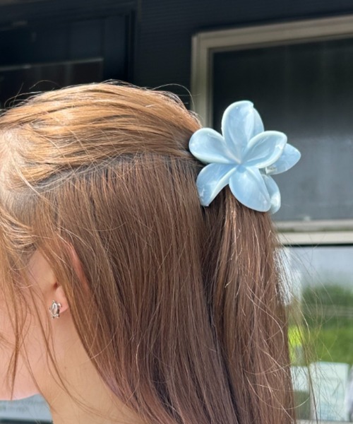 セール】【4色展開】くすみカラー プルメリア風ヘアクリップ（バレッタ