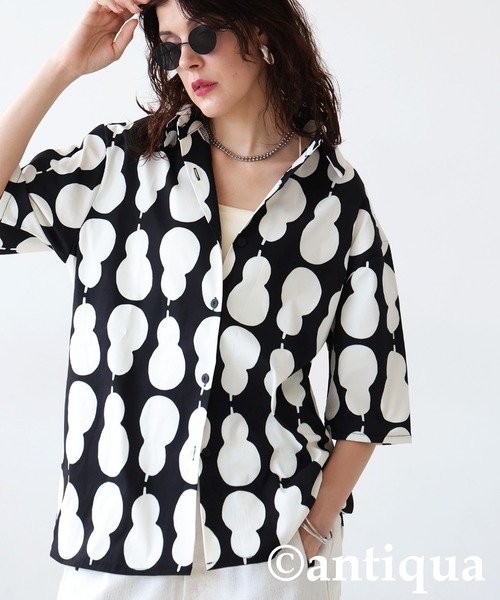 antiqua(アンティカ)の「ひょうたん柄シャツ(シャツ/ブラウス・レディース・ブラック・ONESIZE)」の2枚目の写真