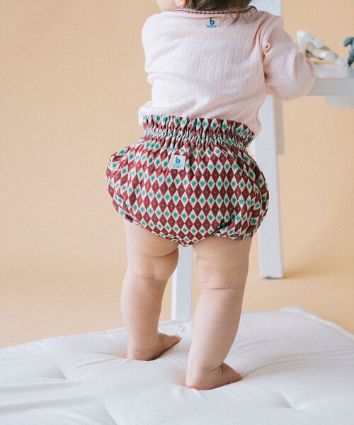 こども ビームス（コドモビームス）の「ベビー 総柄 ブルマ 2025FW（70～110cm）（その他パンツ・キッズ・ブルー/ワイン・90t/70/80）」の2枚目の写真