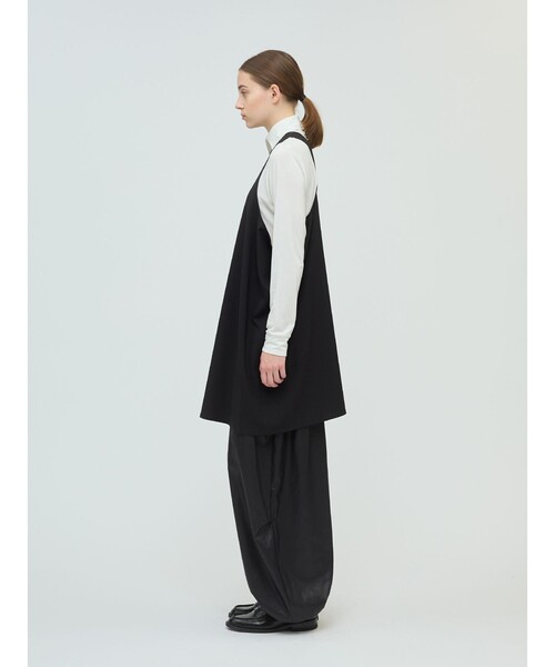 mizuiroind（ミズイロインド）の「mizuiro ind クルーネックチュニックワンピース（ワンピース・レディース・グレー/ブラック/ネイビー/ライトグレー・FREE）」の12枚目の写真