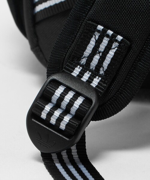 adidas Originals(アディダスオリジナルス)の「<adidas Originals>アディカラー クラシック バックパック / キッズ(バックパック/リュック・キッズ・ブラック・FREE)」の9枚目の写真