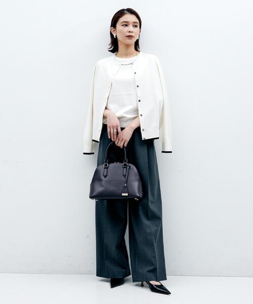UNTITLED(アンタイトル)の「【アンサンブル可/薄手】ベーシッククルーネックカーディガン(カーディガン/ボレロ・レディース・ベージュ系4/ブルー系その他/ブラック系4/アイボリー系4/レッド系1・48/44/04/02/00)」の17枚目の写真