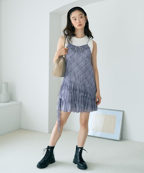 earth music&ecology（アースミュージックアンドエコロジー）の「フロントリボンチェックミニキャミワンピース（ワンピース・レディース・ブラウン系その他4/グレー系その他3・FREE）」の21枚目の写真