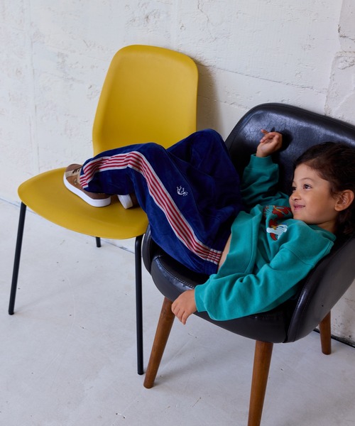 MARKEY'S（マーキーズ）の「ベロアトラックパンツ（スウェットパンツ・キッズ・ブラック/ライトブルー/グレー/ワインレッド/グリーン/ブラウン/ネイビー/マスタード・120/110/100/90/150/140/130）」の18枚目の写真