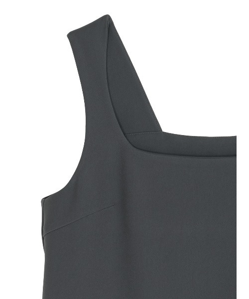 【新品・未使用】SQUARE NECK LADY LIKE PLEATS TOP SQUARE NECK LADY LIKE PLEATS TOP