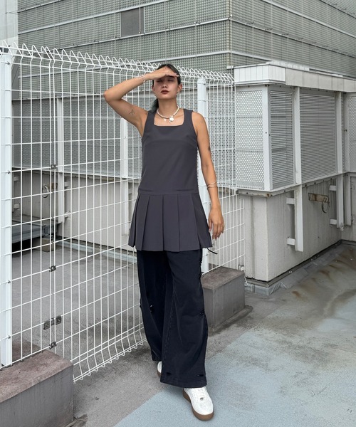 トップス SQUARE NECK LADY LIKE PLEATS TOP SQUARE NECK LADY LIKE PLEATS TOP（その他トップス）｜Ameri（アメリ