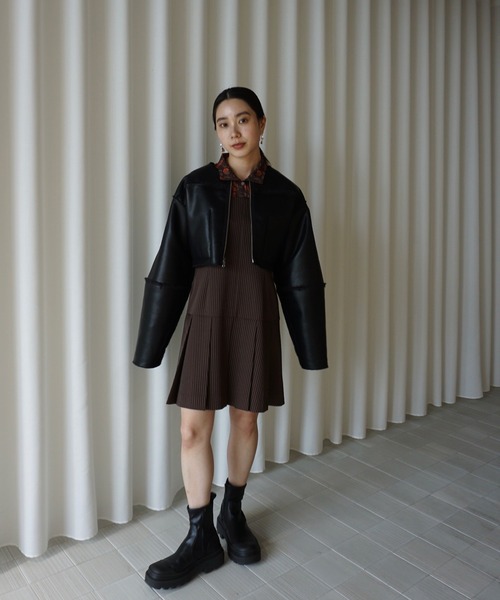 トップス SQUARE NECK LADY LIKE PLEATS TOP SQUARE NECK LADY LIKE PLEATS TOP（その他トップス）｜Ameri（アメリ