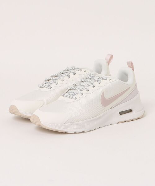 NIKE(ナイキ)の「《NIKE》W NIKE AIR MAX NUAXIS(スニーカー・レディース・レッド系その他/ホワイト系その他・22.5cm/23.0cm/23.5cm/24.0cm/24.5cm/25.0cm)」の2枚目の写真