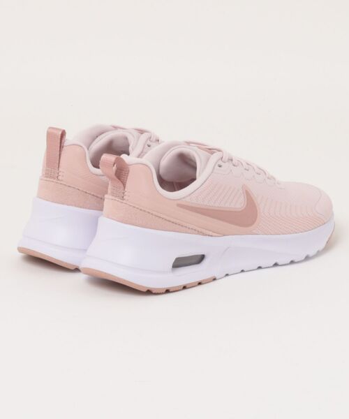 NIKE(ナイキ)の「《NIKE》W NIKE AIR MAX NUAXIS(スニーカー・レディース・レッド系その他/ホワイト系その他・22.5cm/23.0cm/23.5cm/24.0cm/24.5cm/25.0cm)」の3枚目の写真
