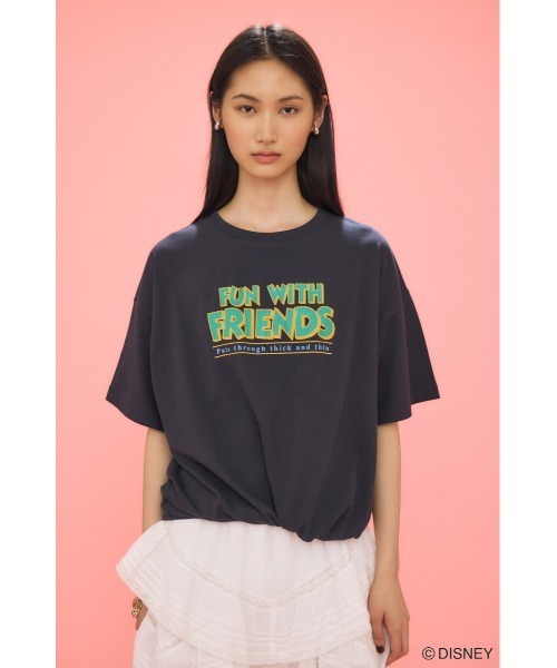 Disney SERIES CREATED by MUS(ディズニーシリーズクリエイテッドバイエムユーエス)の「MD ALPHABET Tシャツ(Tシャツ/カットソー・レディース・ホワイト/ピンク/ベージュ/パープル/ブラック/ブルー・FREE)」の3枚目の写真