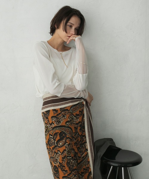 forksy.（フォルクシー）の「【forksy.】袖シャーリング ベロアシアートップス（Tシャツ/カットソー・レディース・ブラウン/チャコールグレー/アイボリー/ブラック/カーキ・FREE）」の8枚目の写真