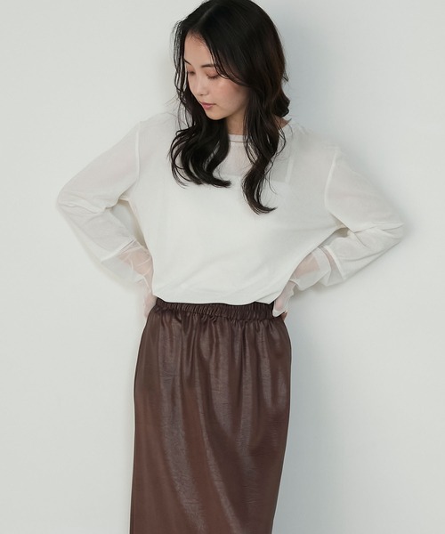 forksy.（フォルクシー）の「【forksy.】袖シャーリング ベロアシアートップス（Tシャツ/カットソー・レディース・ブラウン/チャコールグレー/アイボリー/ブラック/カーキ・FREE）」の17枚目の写真