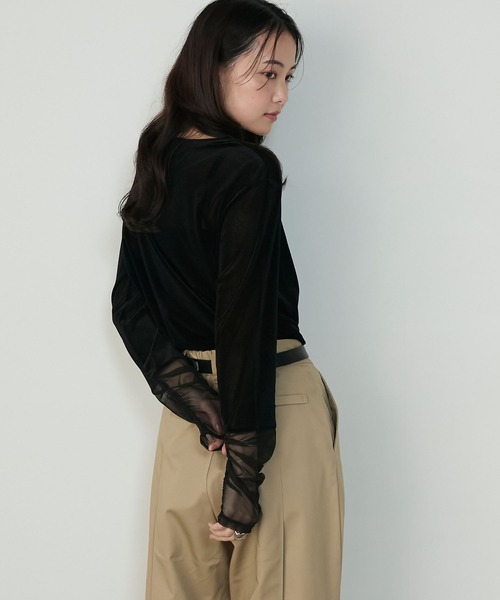 forksy.(フォルクシー)の「【forksy.】<エブリデイシリーズ>袖シャーリング ベロアシアートップス(Tシャツ/カットソー・レディース・ブラウン/チャコールグレー/アイボリー/ブラック/カーキ/ブラック系/ナチュラル・FREE)」の16枚目の写真