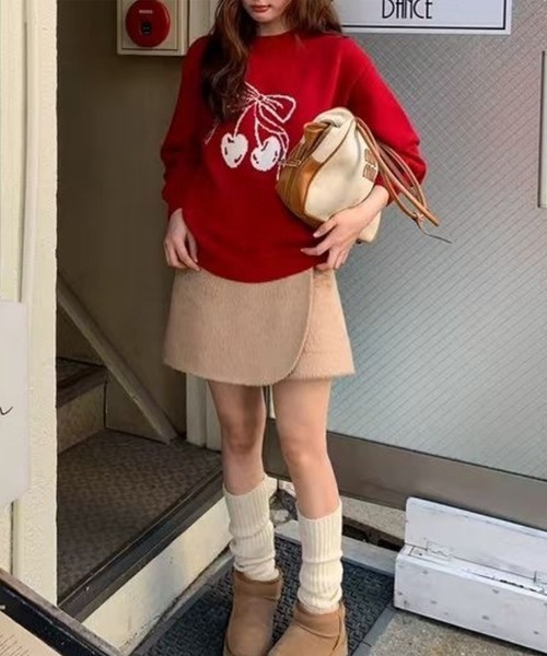 Lace Ladies(レースレディース)の「チェリー柄 配色 クルーネック ニット プルオーバー(ニット/セーター・レディース・レッド/ネイビー/グレー・FREE)」の9枚目の写真