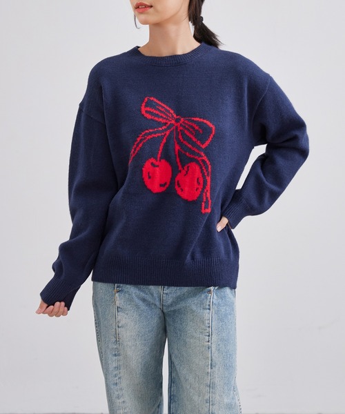 Lace Ladies(レースレディース)の「チェリー柄 配色 クルーネック ニット プルオーバー(ニット/セーター・レディース・レッド/ネイビー/グレー・FREE)」の6枚目の写真
