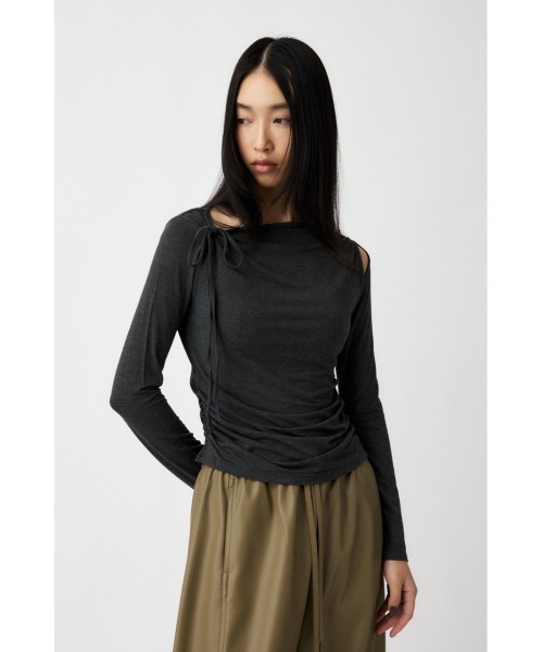 MOUSSY（マウジー）の「SLIT ONE SHOULDER トップス（Tシャツ/カットソー・レディース・チャコールグレー/マジェンタ/アイボリー/ブラック・FREE）」の10枚目の写真