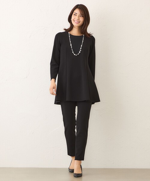 TO BE CHIC(トゥー ビー シック)の「マットストレッチダンボール パンツ(その他パンツ・レディース・ブラック/ピンク系その他2・38/42/40)」の4枚目の写真