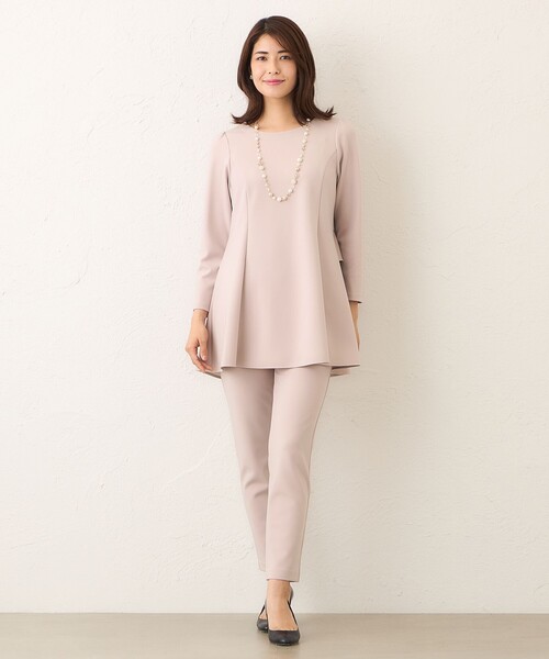 TO BE CHIC(トゥー ビー シック)の「マットストレッチダンボール パンツ(その他パンツ・レディース・ブラック/ピンク系その他2・38/42/40)」の5枚目の写真