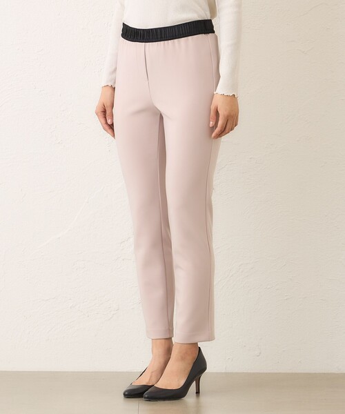TO BE CHIC(トゥー ビー シック)の「マットストレッチダンボール パンツ(その他パンツ・レディース・ブラック/ピンク系その他2・38/42/40)」の7枚目の写真