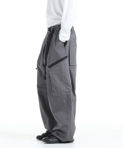 Y-3（ワイスリー）の「Y-3 UT TWILL CARGO PANTS（カーゴパンツ・メンズ・グレー・MEDIUM/SMALL/X-SMALL/LARGE）」の2枚目の写真