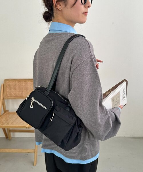 DISCOAT（ディスコート）の「ワッシャーナイロンポケットボストンバッグ（ボストンバッグ・レディース・キャメル/ブラック/カーキ・FREE）」の2枚目の写真