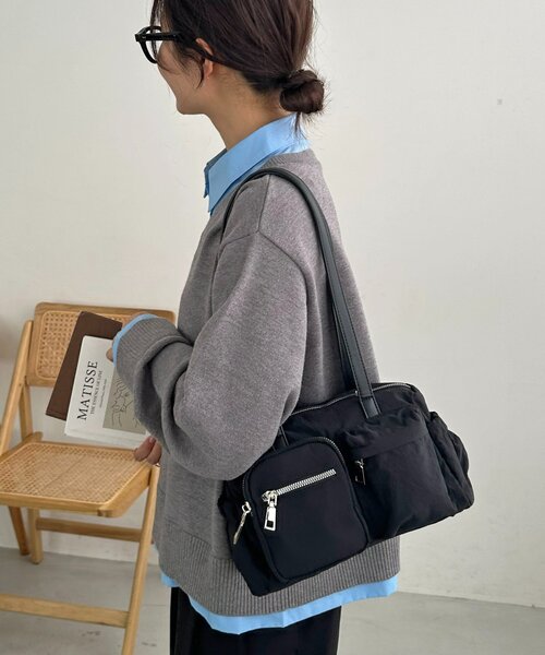 DISCOAT（ディスコート）の「ワッシャーナイロンポケットボストンバッグ（ボストンバッグ・レディース・キャメル/ブラック/カーキ・FREE）」の5枚目の写真