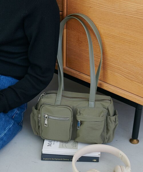 DISCOAT（ディスコート）の「ワッシャーナイロンポケットボストンバッグ（ボストンバッグ・レディース・キャメル/ブラック/カーキ・FREE）」の9枚目の写真