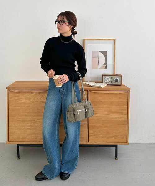 DISCOAT（ディスコート）の「ワッシャーナイロンポケットボストンバッグ（ボストンバッグ・レディース・キャメル/ブラック/カーキ・FREE）」の13枚目の写真