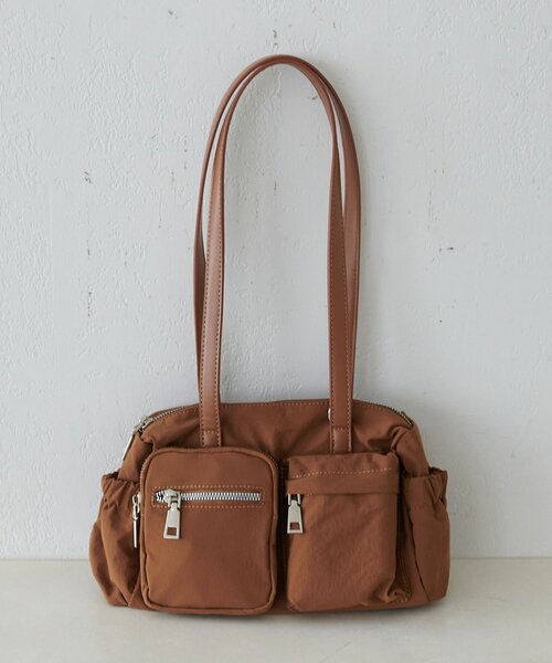 DISCOAT（ディスコート）の「ワッシャーナイロンポケットボストンバッグ（ボストンバッグ・レディース・キャメル/ブラック/カーキ・FREE）」の18枚目の写真