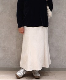 leswel（レスウェル）の「【yuki×leswel】【L～3L 大きいサイズ】ニットスエードフレアスカート（スカート・レディース）」