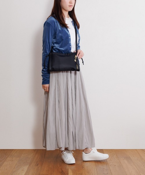 ace.（エース）の「【HAyUコラボ】 ショルダーバッグ ユッカ 17831（ショルダーバッグ・レディース・ブラック/グレイッシュベージュ/チャコール・FREE）」の5枚目の写真