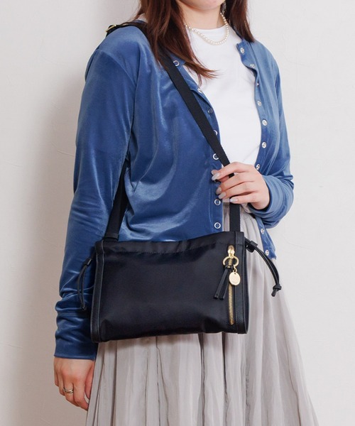 ace.（エース）の「【HAyUコラボ】 ショルダーバッグ ユッカ 17831（ショルダーバッグ・レディース・ブラック/グレイッシュベージュ/チャコール・FREE）」の8枚目の写真