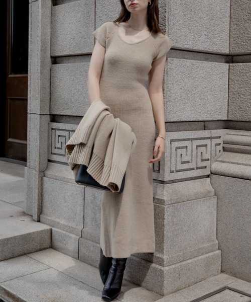 ACYM(アシーム)の「Betty long knit ワンピース(ワンピース・レディース・グレー/ベージュ/ブラック・FREE)」の6枚目の写真