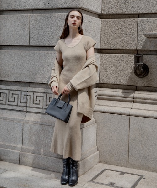 ACYM(アシーム)の「Betty long knit ワンピース(ワンピース・レディース・グレー/ベージュ/ブラック・FREE)」の19枚目の写真