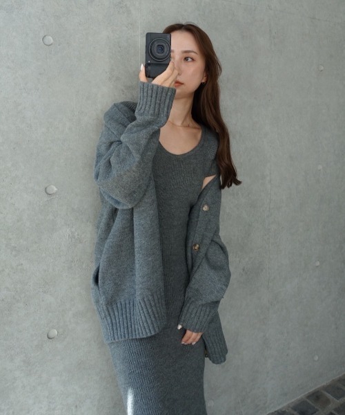 ACYM(アシーム)の「Betty long knit ワンピース(ワンピース・レディース・グレー/ベージュ/ブラック・FREE)」の10枚目の写真