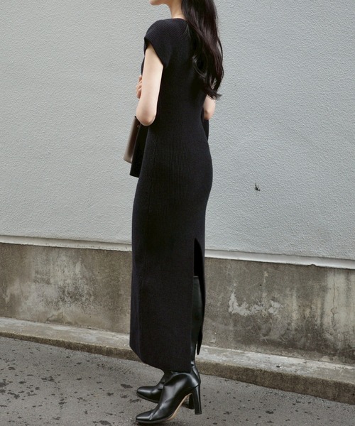 ACYM(アシーム)の「Betty long knit ワンピース(ワンピース・レディース・グレー/ベージュ/ブラック・FREE)」の8枚目の写真
