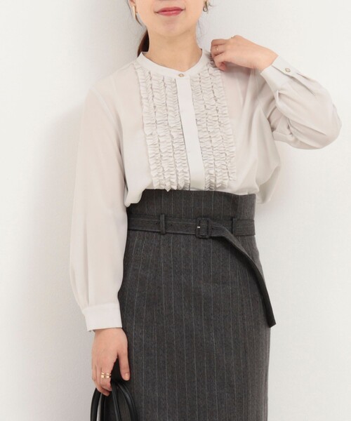 MICO COULIER（ミコクリエ）の「ジョーゼットフリルブラウス（シャツ/ブラウス・レディース・グレイッシュベージュ/ブラウン/ピンク・38）」の11枚目の写真