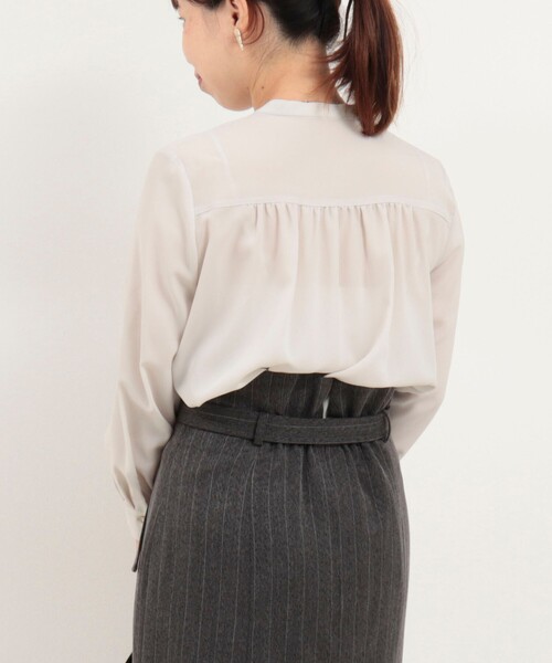 MICO COULIER（ミコクリエ）の「ジョーゼットフリルブラウス（シャツ/ブラウス・レディース・グレイッシュベージュ/ブラウン/ピンク・38）」の22枚目の写真