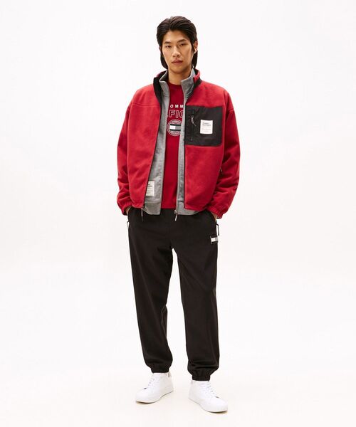TOMMY HILFIGER（トミーヒルフィガー）の「MODERN ATHLETICナイロントラックパンツ（チノパンツ・メンズ・ブラック/グレー・X-SMALL/X-LARGE/SMALL/MEDIUM/LARGE）」の3枚目の写真