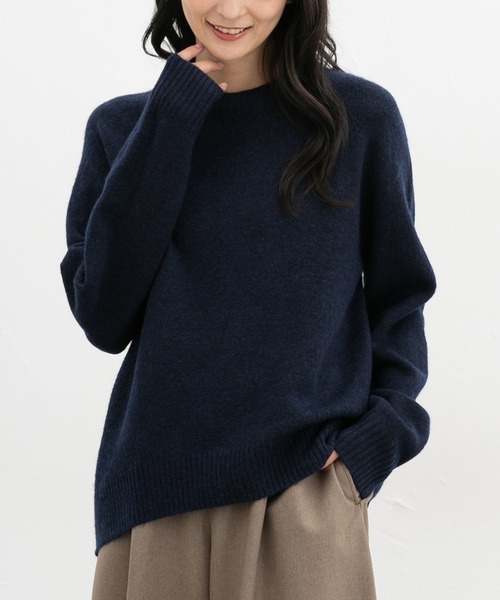 Honeys（ハニーズ）の「【軽ふわっニット】クルーネックニット（ニット/セーター・レディース・オートミール/ネイビー/イエロー系/杢グレー/ピンク系1/ブルー系/ベージュ系・L/LL/M/S）」の5枚目の写真