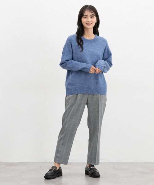 Honeys（ハニーズ）の「【軽ふわっニット】クルーネックニット（ニット/セーター・レディース・オートミール/ネイビー/イエロー系/杢グレー/ピンク系1/ブルー系/ベージュ系・L/LL/M/S）」の17枚目の写真