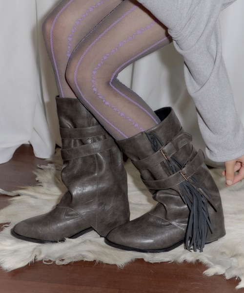 DTYYPE(ドタイプ)の「ベルト付きフリンジミドルブーツ(ブーツ・レディース・ブラック/グレー・X-LARGE/LARGE/MEDIUM/SMALL)」の14枚目の写真