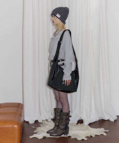 DTYYPE(ドタイプ)の「ベルト付きフリンジミドルブーツ(ブーツ・レディース・ブラック/グレー・X-LARGE/LARGE/MEDIUM/SMALL)」の16枚目の写真