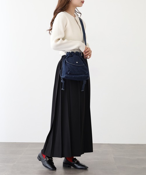 crossi(クロッシー)の「Crossi 巾着型デニムショルダーバッグ(ショルダーバッグ・レディース・ブルー/ネイビー・FREE)」の20枚目の写真