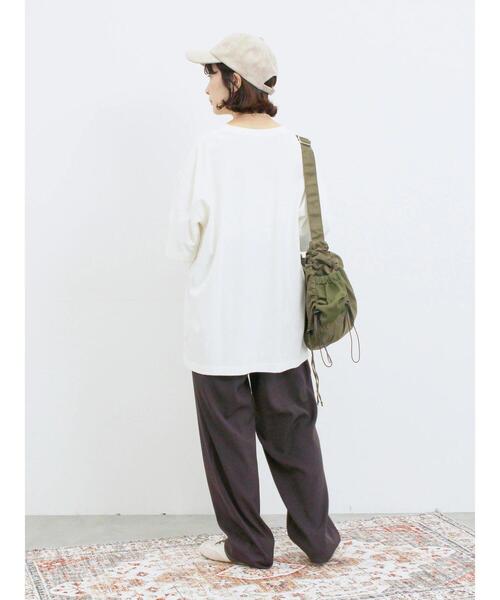 Samansa Mos2 blue(サマンサモスモスブルー)の「袖シフォンレイヤードプルオーバー(Tシャツ/カットソー・レディース・オフホワイト/チャコールグレー/ブラック・F)」の4枚目の写真
