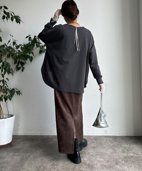 DouDou(ドゥドゥ)の「【WEB限定】ポンチョロゴロンTEE(Tシャツ/カットソー・レディース・オフホワイト/チャコールグレー/ネイビー・FREE)」の17枚目の写真