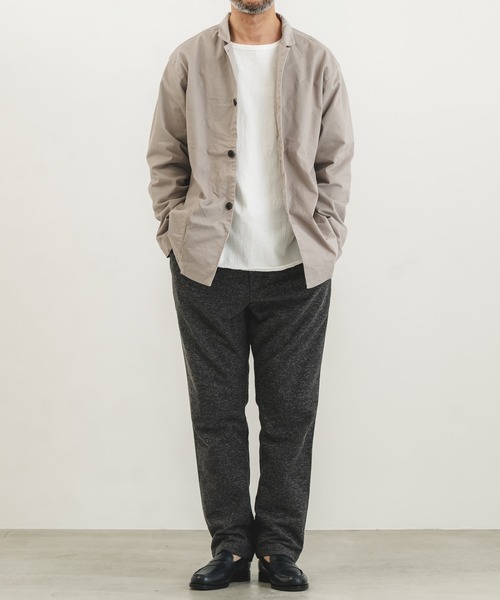 quadro（クオドロ）の「コンパクトチノストレッチテーラーシームポケジャケット（カバーオール・メンズ・チャコール/グレイッシュベージュ・LARGE/MEDIUM）」の20枚目の写真