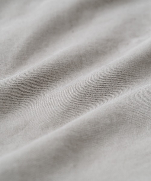 quadro（クオドロ）の「コンパクトチノストレッチテーラーシームポケジャケット（カバーオール・メンズ・チャコール/グレイッシュベージュ・LARGE/MEDIUM）」の16枚目の写真